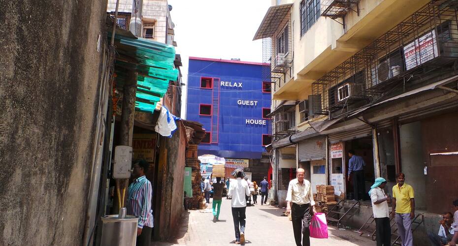 Hotel Relax Inn Guest House, Mumbai 4